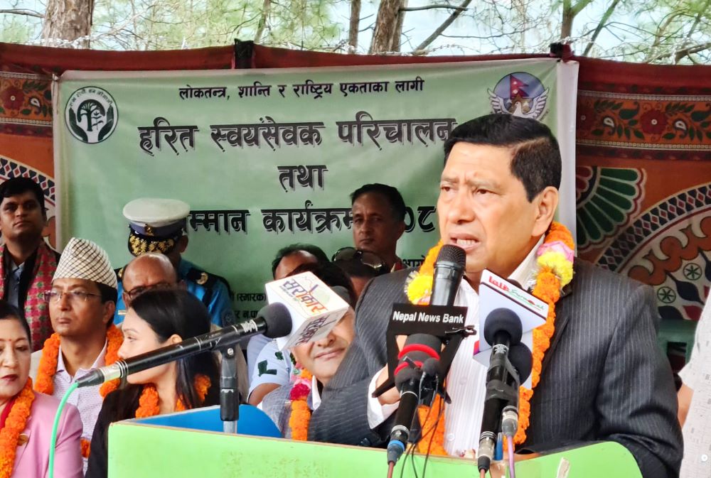 भ्रष्टाचारमा संलग्न जुसकुकै पार्टी र परिवार भए पनि कारबाही हुन्छ : उपप्रधानमन्त्री श्रेष्ठ   